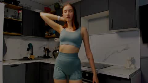 Snapshot of internetsexplorer chatting on December 8, 10:36 pm Bernadette  Join  online show from December 8, 10:36 pm