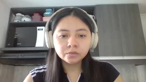 Iris 3 online show from November 18, 1:56 pm