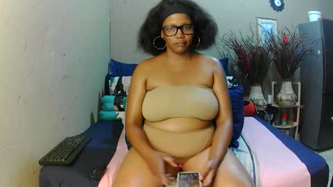 boniswa caroline online show from April 11, 7:17 pm