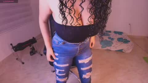 Irantzu online show from March 30, 11:15 pm