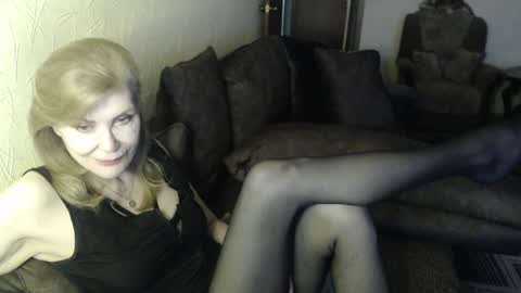 irenalegs online show from March 27, 8:26 am