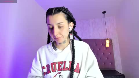 iris_77 online show from December 3, 12:40 pm