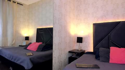 Queen Iris online show from January 20, 2:14 pm