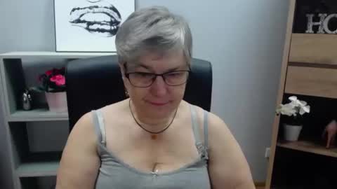 I R I S online show from January 17, 6:36 am