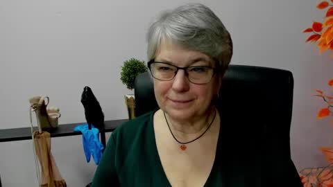 I R I S online show from February 14, 8:21 am