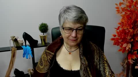 I R I S online show from February 13, 7:56 am