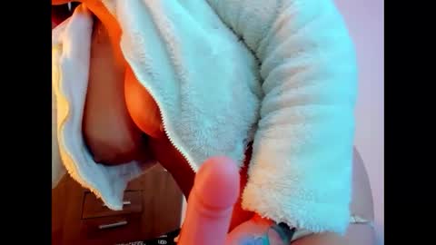 Iris online show from December 16, 3:23 am