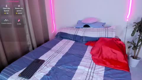 Iriss  online show from October 15, 11:40 pm