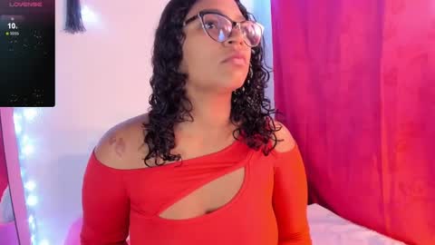 Snapshot of iriss_25 chatting on January 2, 1:19 pm iris online show from January 2, 1:19 pm