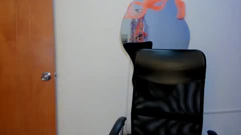 Snapshot of irix_moon chatting on October 22, 3:00 am irix_moon online show from October 22, 3:00 am