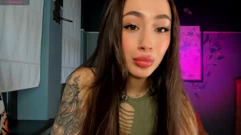 irma_bucciarati online show from December 4, 8:49 am