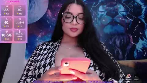 Dani online show from February 8, 6:33 pm