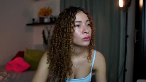 isa_____ online show from October 22, 2:05 am