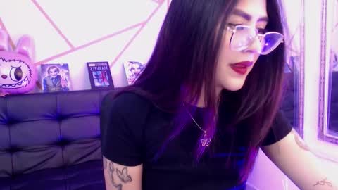 isabela online show from February 24, 3:27 am