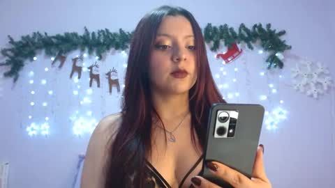 isa_jones1 online show from December 28, 4:30 am