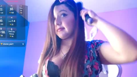 isa_jones1 online show from March 2, 1:04 am