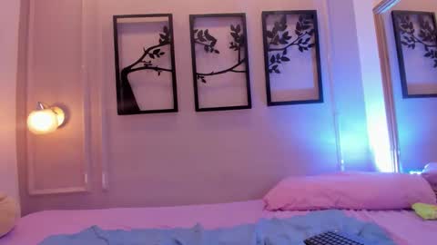 Snapshot of isa_kis_1 chatting on October 15, 5:04 pm Isabella online show from October 15, 5:04 pm