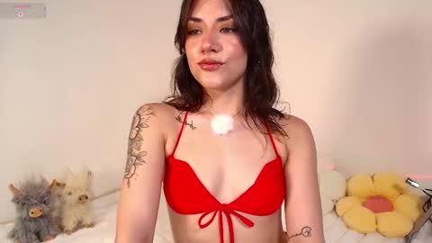 Isabella Laurentt  online show from June 3, 9:42 pm