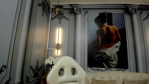 Snapshot of isa_little4u chatting on October 22, 3:22 am online show from October 22, 3:22 am
