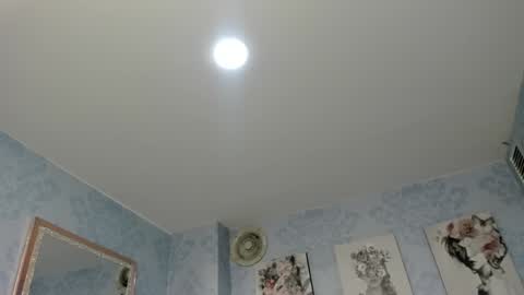 Snapshot of isa_little4u chatting on January 31, 6:25 pm online show from January 31, 6:25 pm