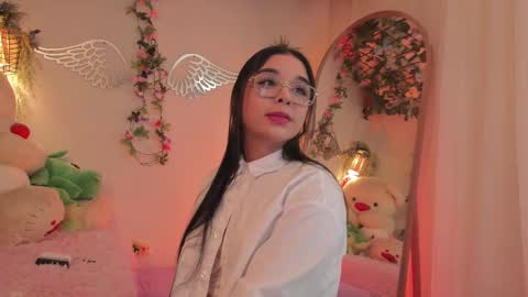 Snapshot of isa_nixon chatting on September 17, 5:55 pm Isabella online show from September 17, 5:55 pm