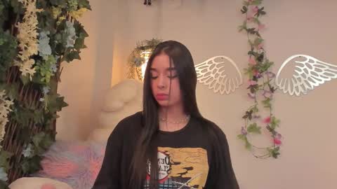 Snapshot of isa_nixon chatting on September 22, 10:52 pm Isabella online show from September 22, 10:52 pm