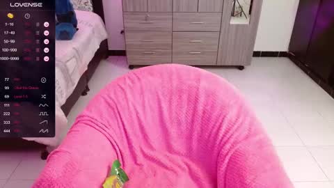 Snapshot of isabeella_24 chatting on March 2, 7:52 pm Isabella online show from March 2, 7:52 pm