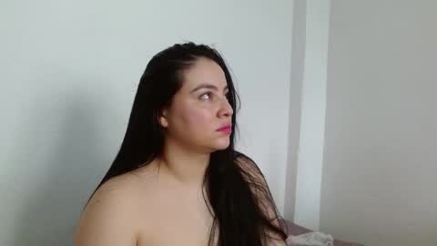 isabel online show from October 26, 6:25 pm