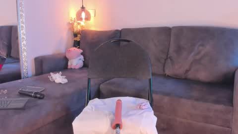 Snapshot of isabela_franco_ chatting on February 23, 11:58 am Isabela online show from February 23, 11:58 am