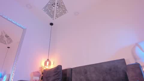 Snapshot of isabela_franco_ chatting on March 7, 12:12 pm Isabela online show from March 7, 12:12 pm