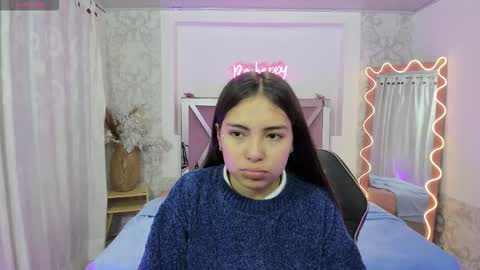 ISABELA  online show from February 13, 11:45 am