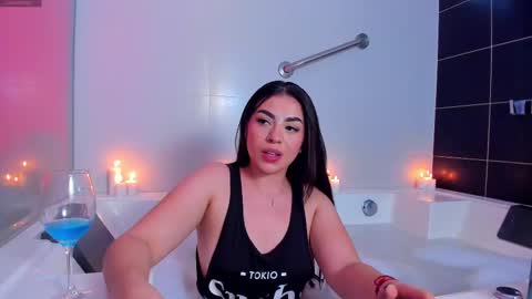 Isabela Angell  online show from March 1, 10:42 pm