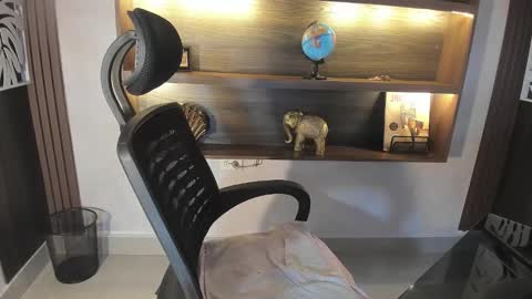 isabelastefano online show from February 21, 6:36 am