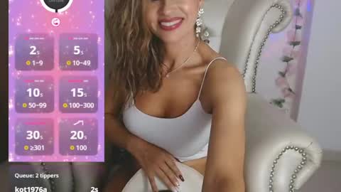 Snapshot of isabelhot1 chatting on September 12, 9:22 pm Isabel online show from September 12, 9:22 pm