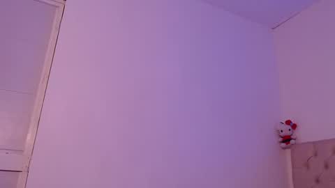 isabella_jazz online show from February 8, 4:35 pm