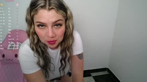 isabella_wish1 online show from May 14, 3:45 am