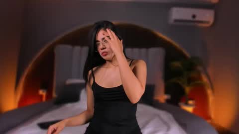 Isa  online show from February 12, 4:14 am