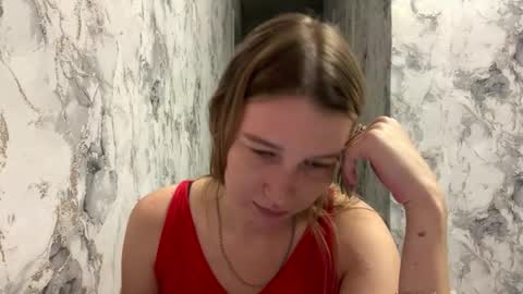 Snapshot of isabellekropidlowski chatting on October 14, 3:36 pm Im Olivia online show from October 14, 3:36 pm