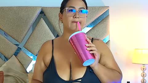 IsabellMendez online show from September 10, 6:52 pm