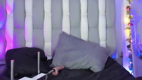 Isa online show from December 1, 6:50 am