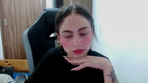 ISADORA online show from March 12, 2:20 am