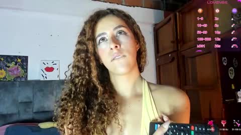 Isabela  online show from November 18, 4:46 am