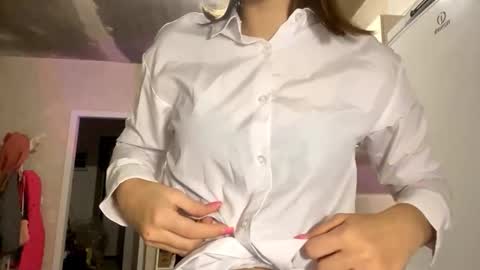 Issa online show from November 28, 8:45 pm