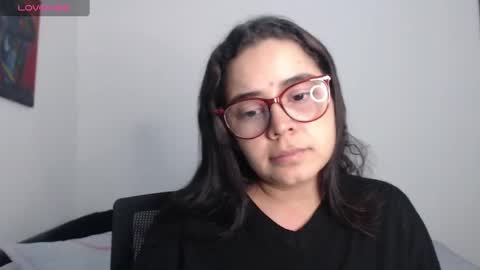 Emma online show from December 22, 3:33 am