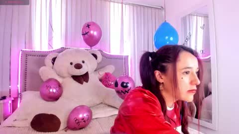 Isis  lohan online show from October 16, 12:08 pm