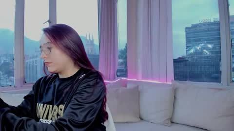 Isis  lohan online show from September 19, 11:42 am