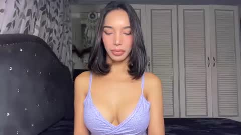 isla online show from July 10, 2:01 am