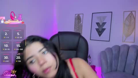 issi_loren online show from March 13, 11:33 am