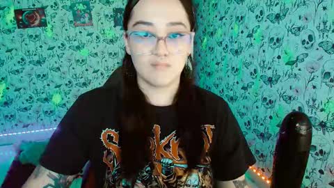 Yiz online show from October 5, 4:39 am