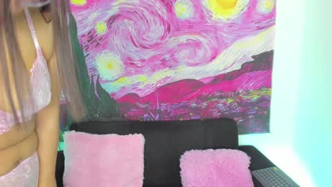 its_anna online show from January 30, 11:02 pm